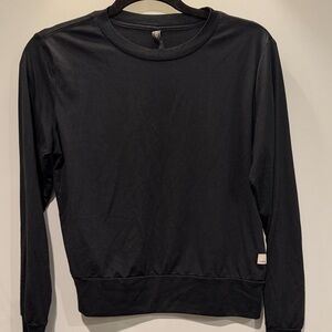 Vuori Women's Black Long Sleeve Crewneck Size Small